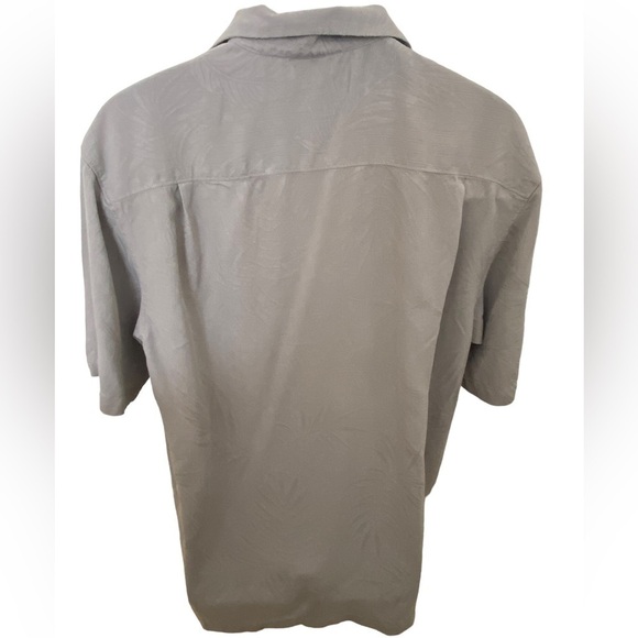 TOMMY BAHAMA 100% Silk Grey Floral Aloha Hawaiian Tropical Shirt Men M Medium - Picture 4 of 7